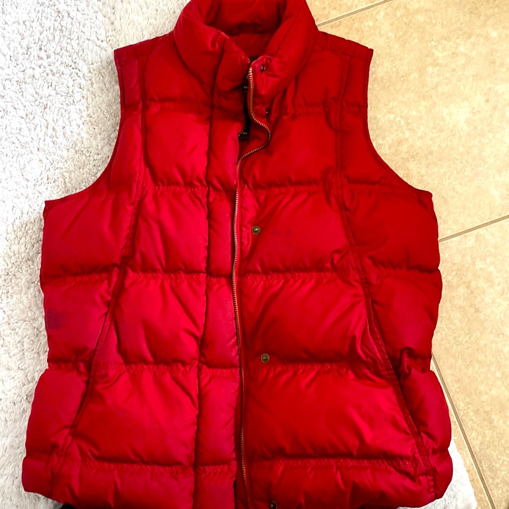 Red Eddie Bauer down vest size small